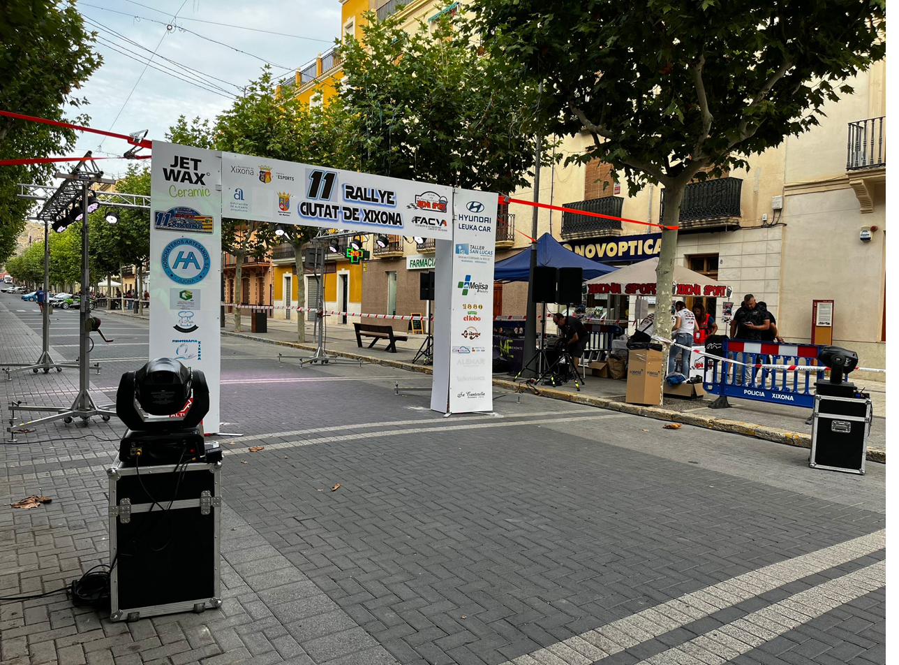 Montaje de sonido e iluminación para festivales y eventos deportivos