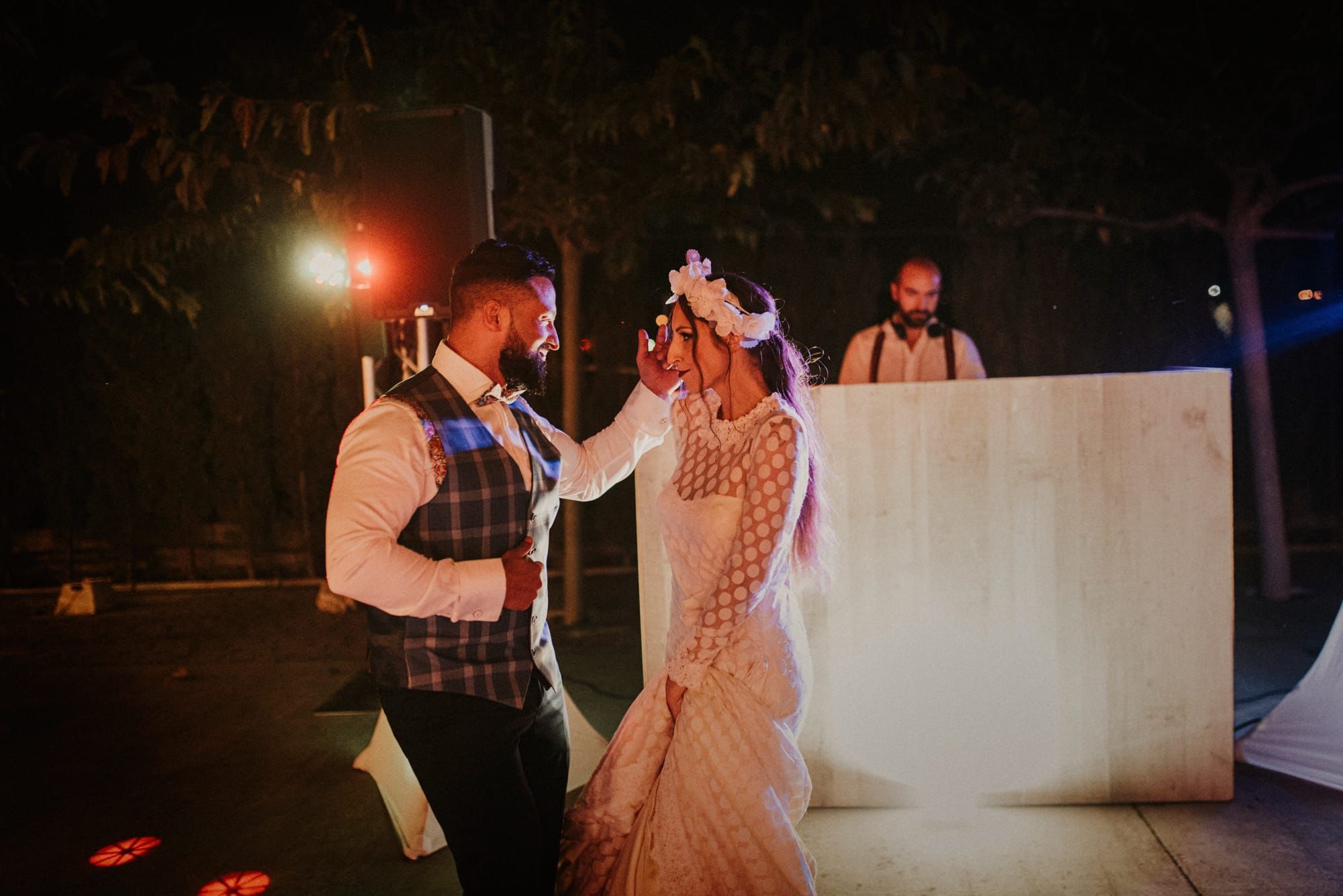 DJ para bodas en Alicante: primer baile con iluminación de Manu Events
